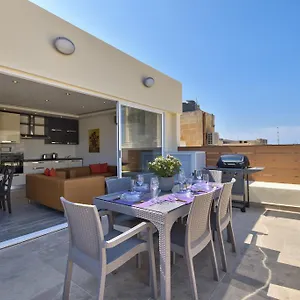 Luxe 3-bedroom Duplex Penthouse With Sea View Terrace And Jacuzzi Apartment